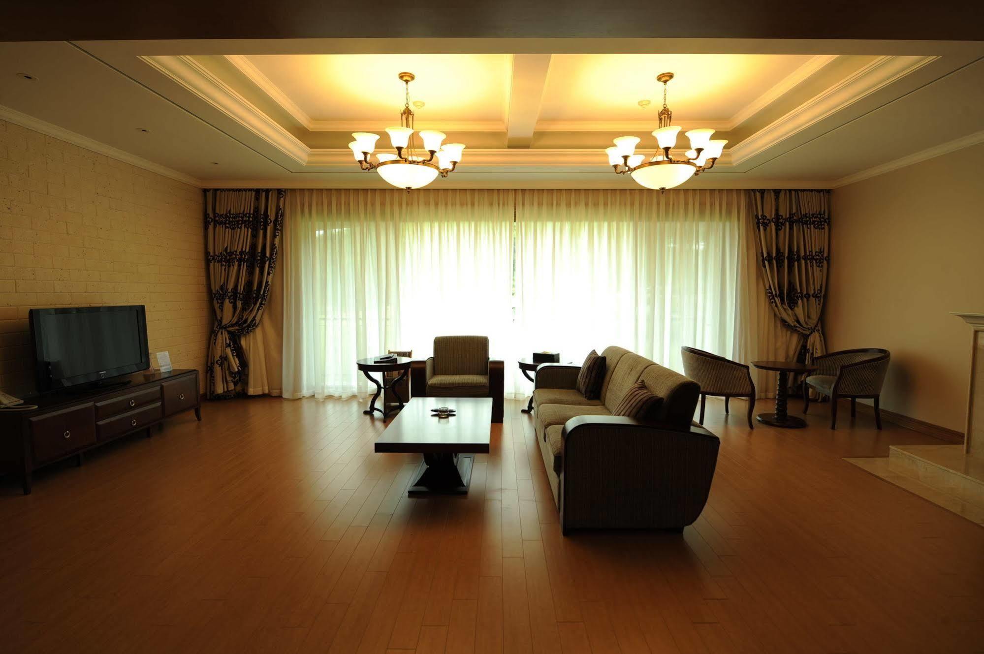 Pineridge Sokcho Exterior foto